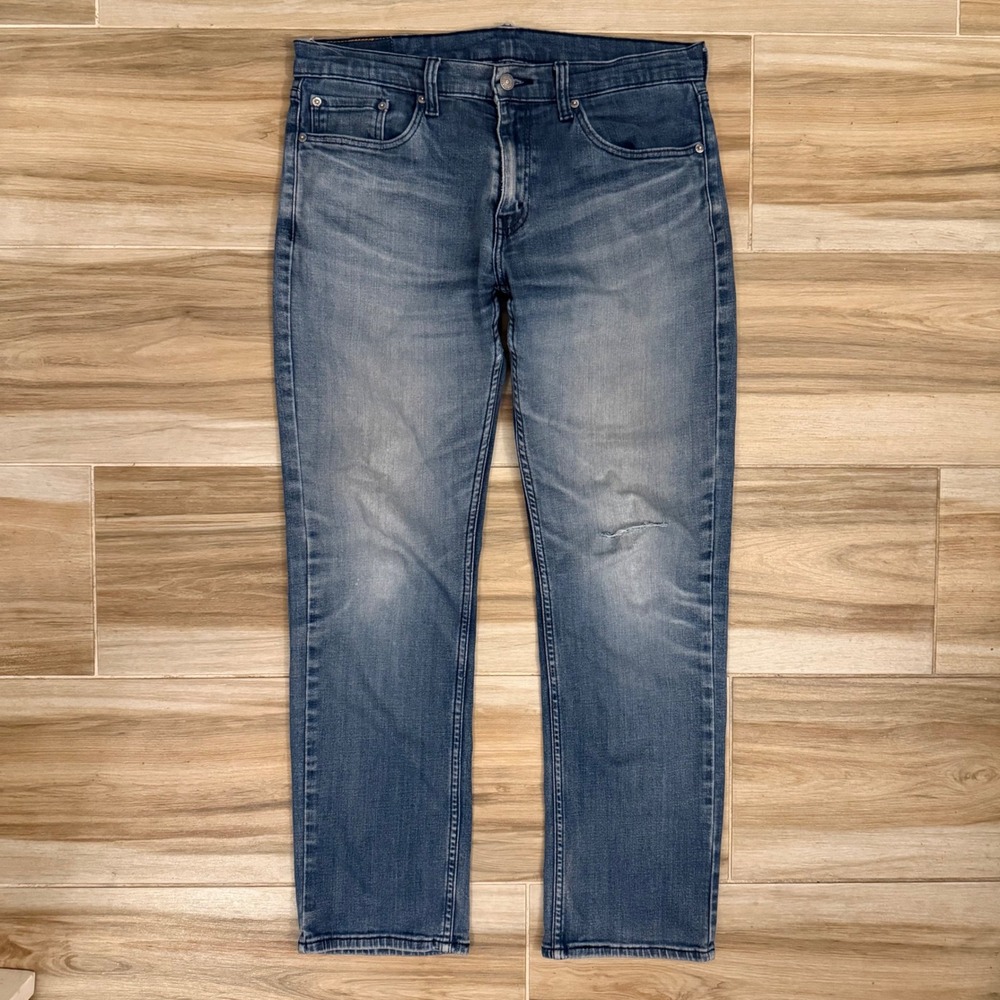 Levis 559 Relaxed Straight Jeans Mens 32x32 Medium Wash Blue Denim 00559-0486